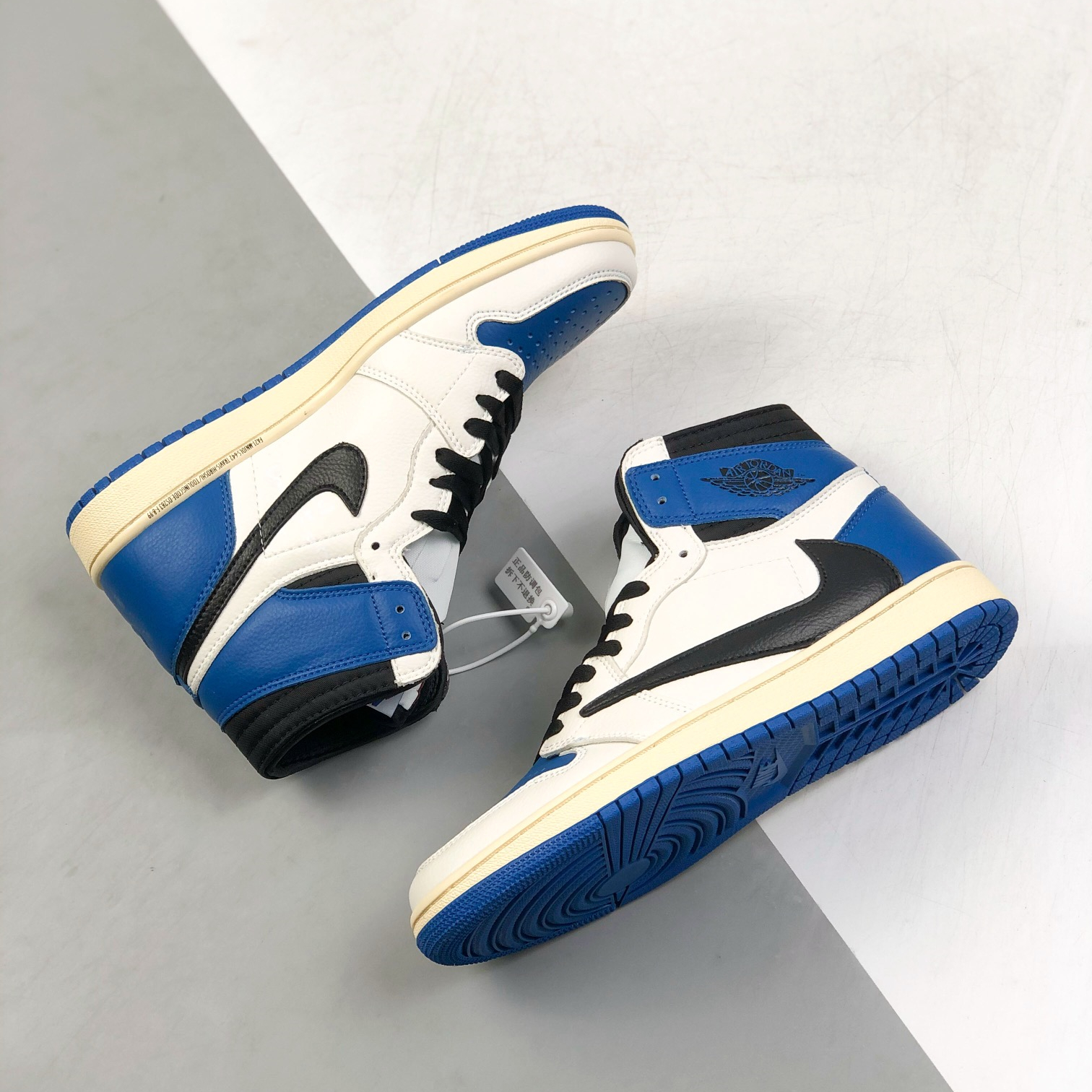 Nike Air Jordan 1 x Travis Scott High Top Sneaker Shoes Gr. 36-46