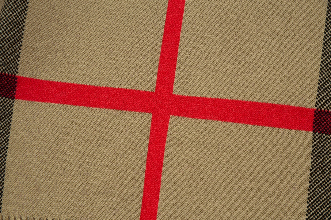 Burberry Unisex Sweatshirt Size S-XL