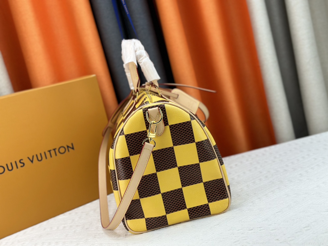 Louis Vuitton M24422 Speedy P9 Bandoulière 40 Monogram Leather Pharrell Williams Travel Bags Size 40*26*23cm