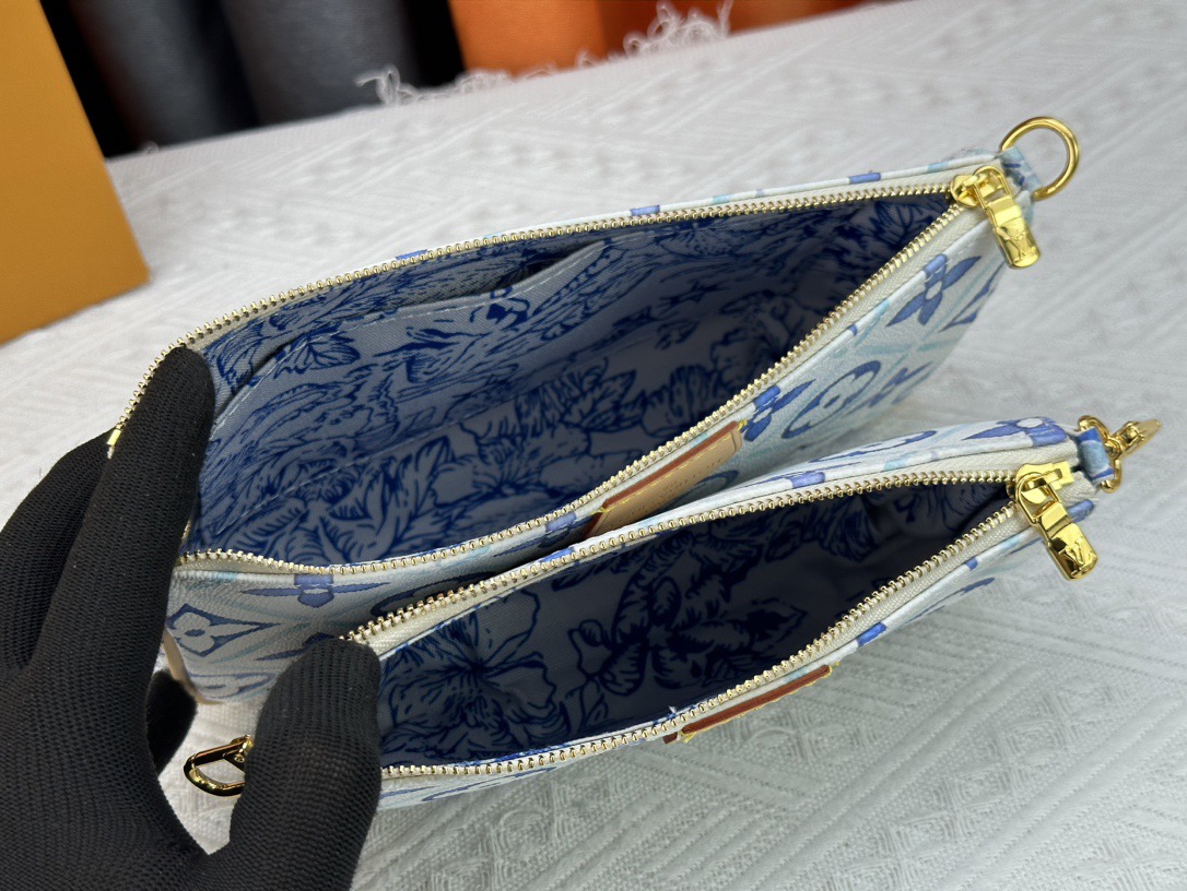 Louis Vuitton M25374 Multi Pochette Accessoires Women Shoulder Bags Size 24*13.5*4cm