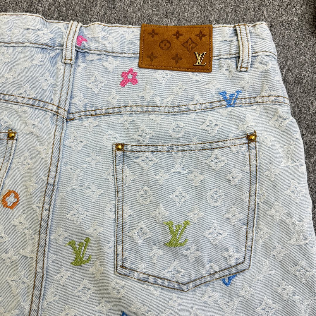 Louis Vuitton x Tyler Unisex Jeans Size S-XL