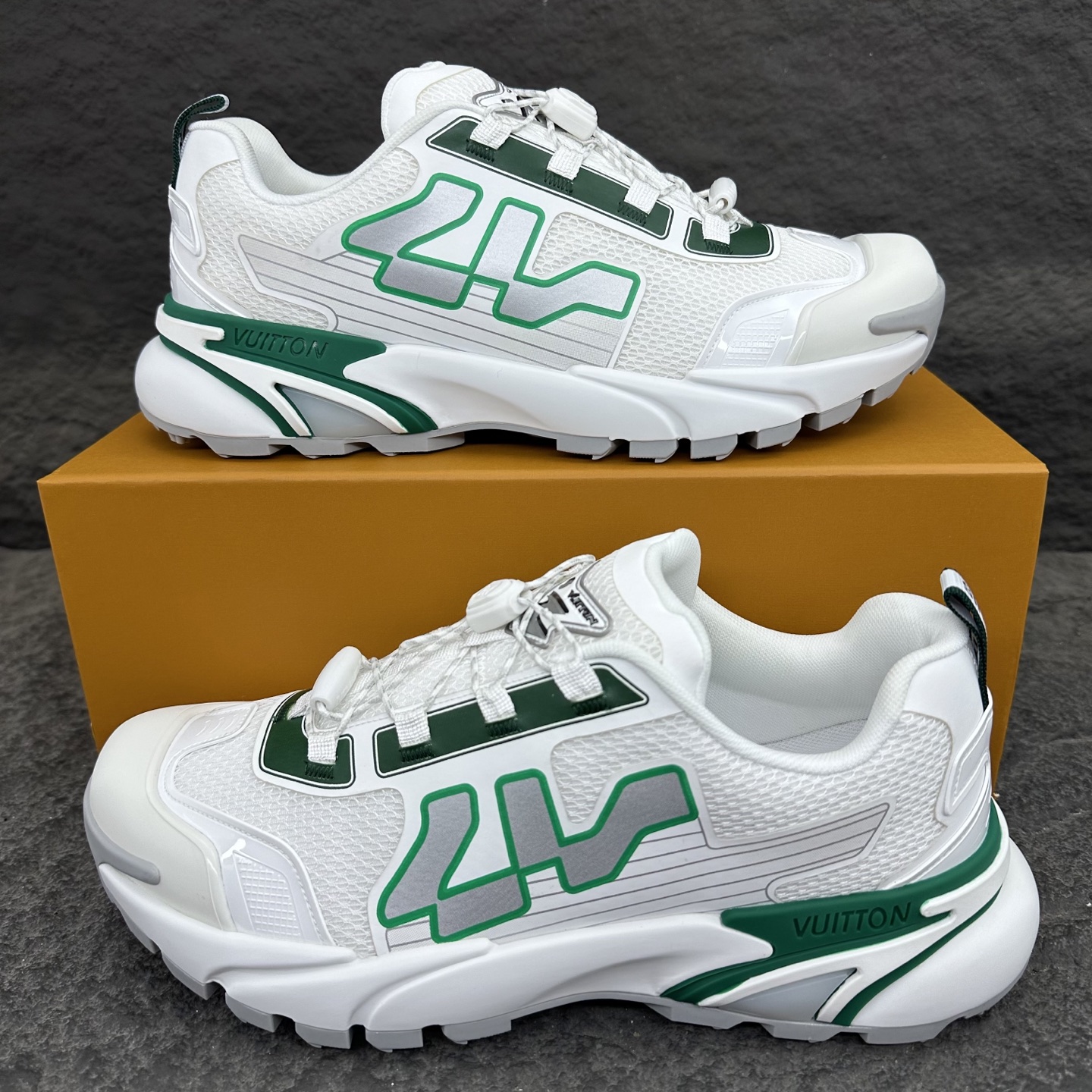 Louis Vuitton LV Runner Tatic Sneaker Size 38-46