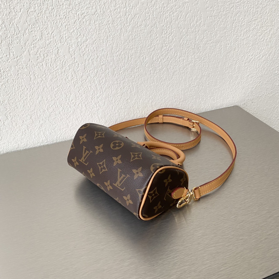 Louis Vuitton M81085 Nano Speedy Women Shoulder Bags 16*10*7.5cm