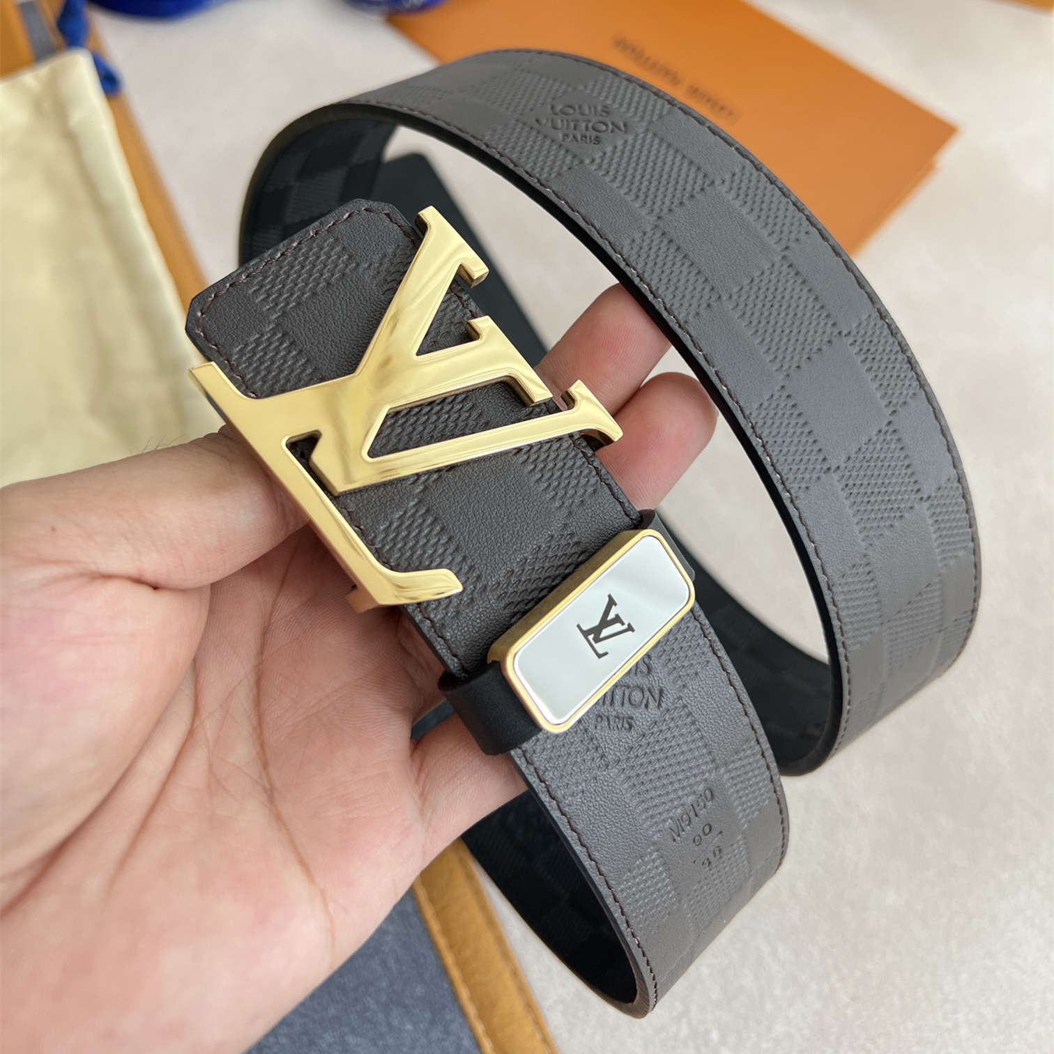 Louis Vuitton Mens Belt Width 3.8cm