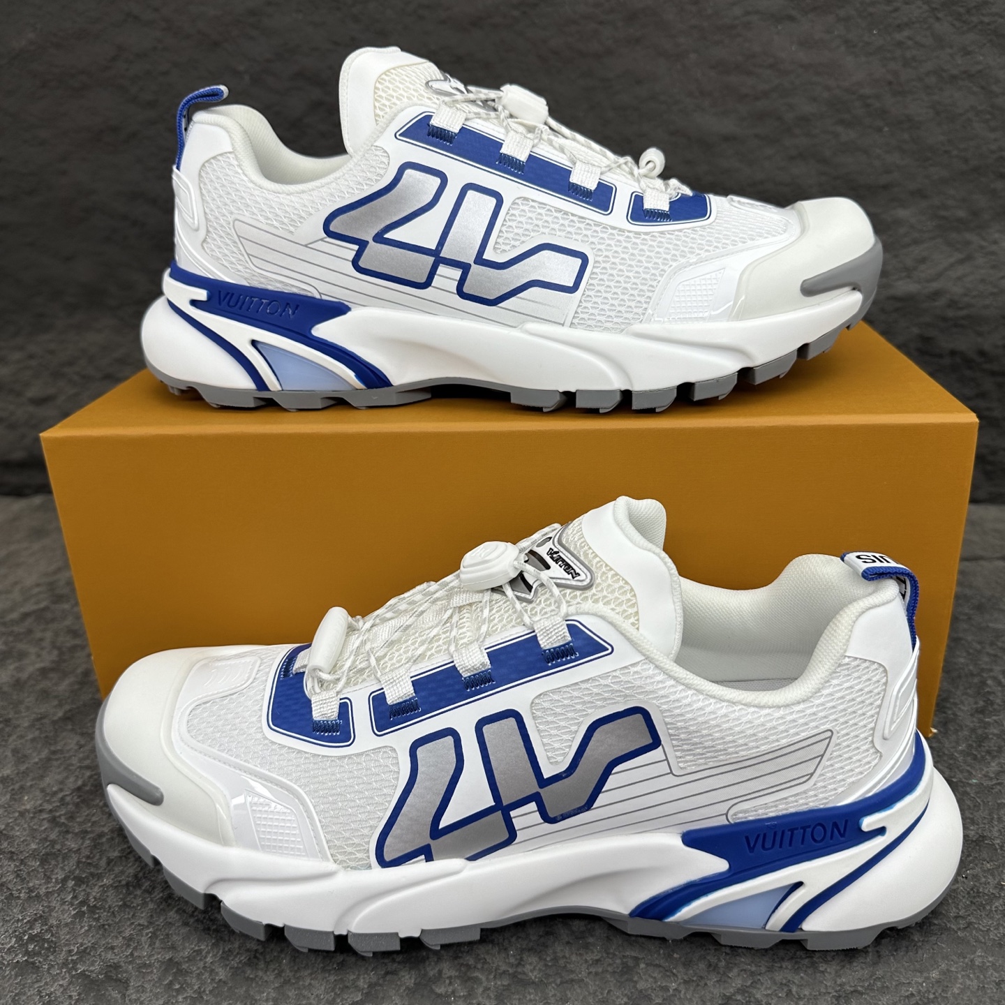 Louis Vuitton LV Runner Tatic Sneaker Size 38-46