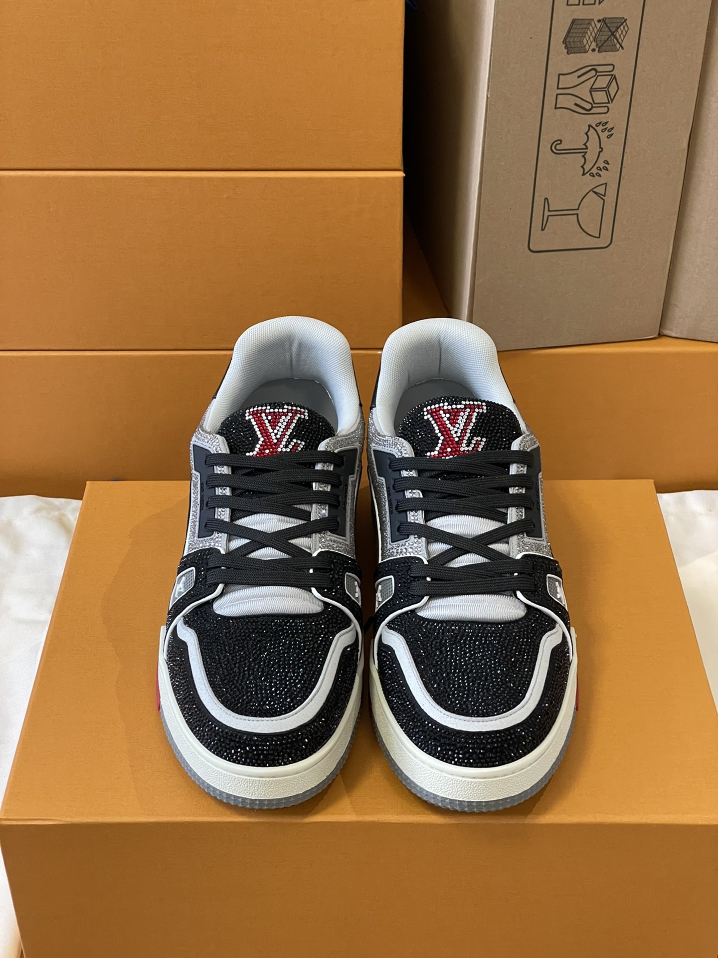 Louis Vuitton LV Trainer Diamond Sneaker Size 36-46