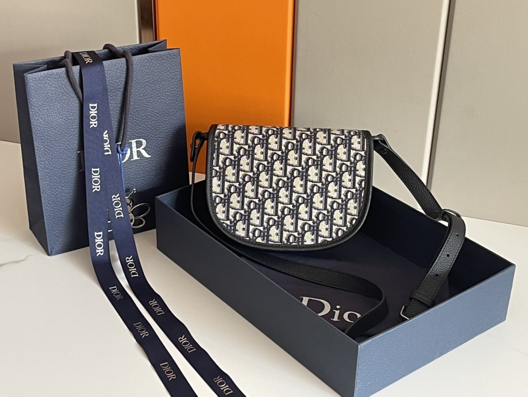Dior 2022SS Gallop Mens Shoulder Bags 20.5*16*5cm