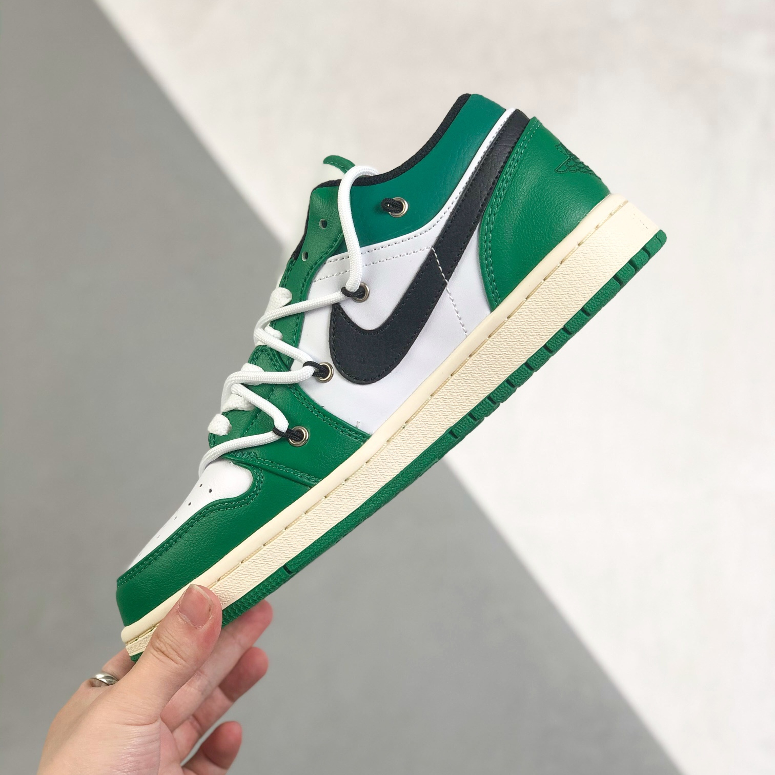 Nike Air Jordan 1 x OFF White Low Top Sneakers Shoes Gr. 36-46