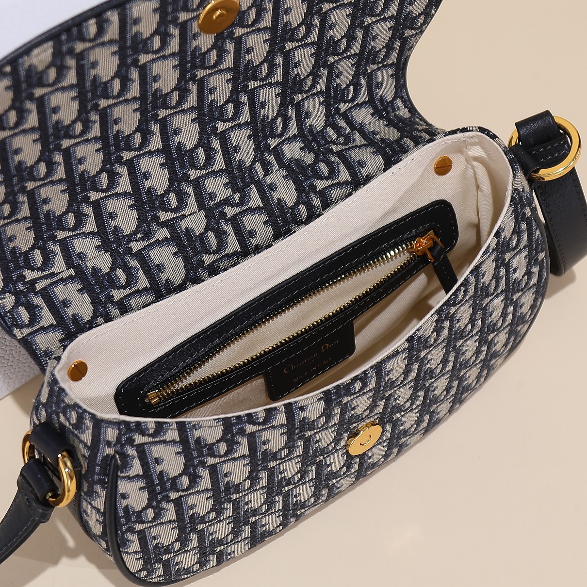 Dior Kleine CD Besace Women Shoulder Bags 24*15*6cm