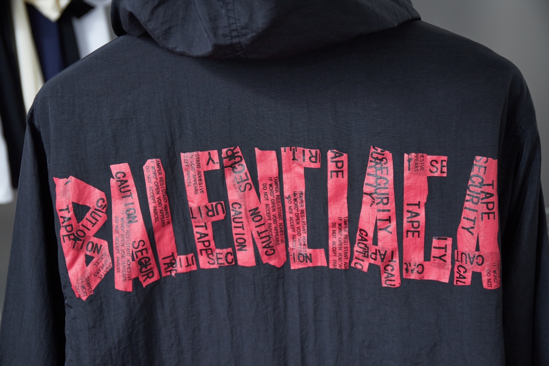 Balenciaga Waterproof jacket Size S-XL