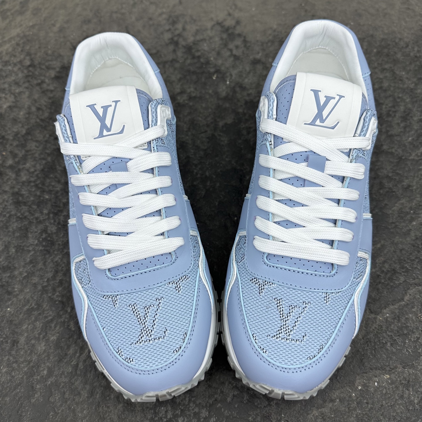Louis Vuitton Run Away Sneaker For Men Size 39-46