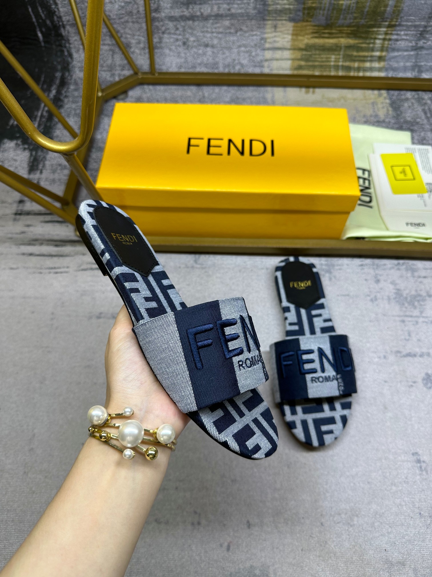 Fendi Slippers Size 36-42