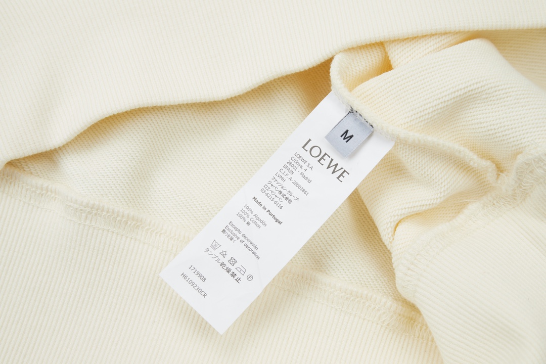 Loewe Unisex Sweatshirt Size S-XL