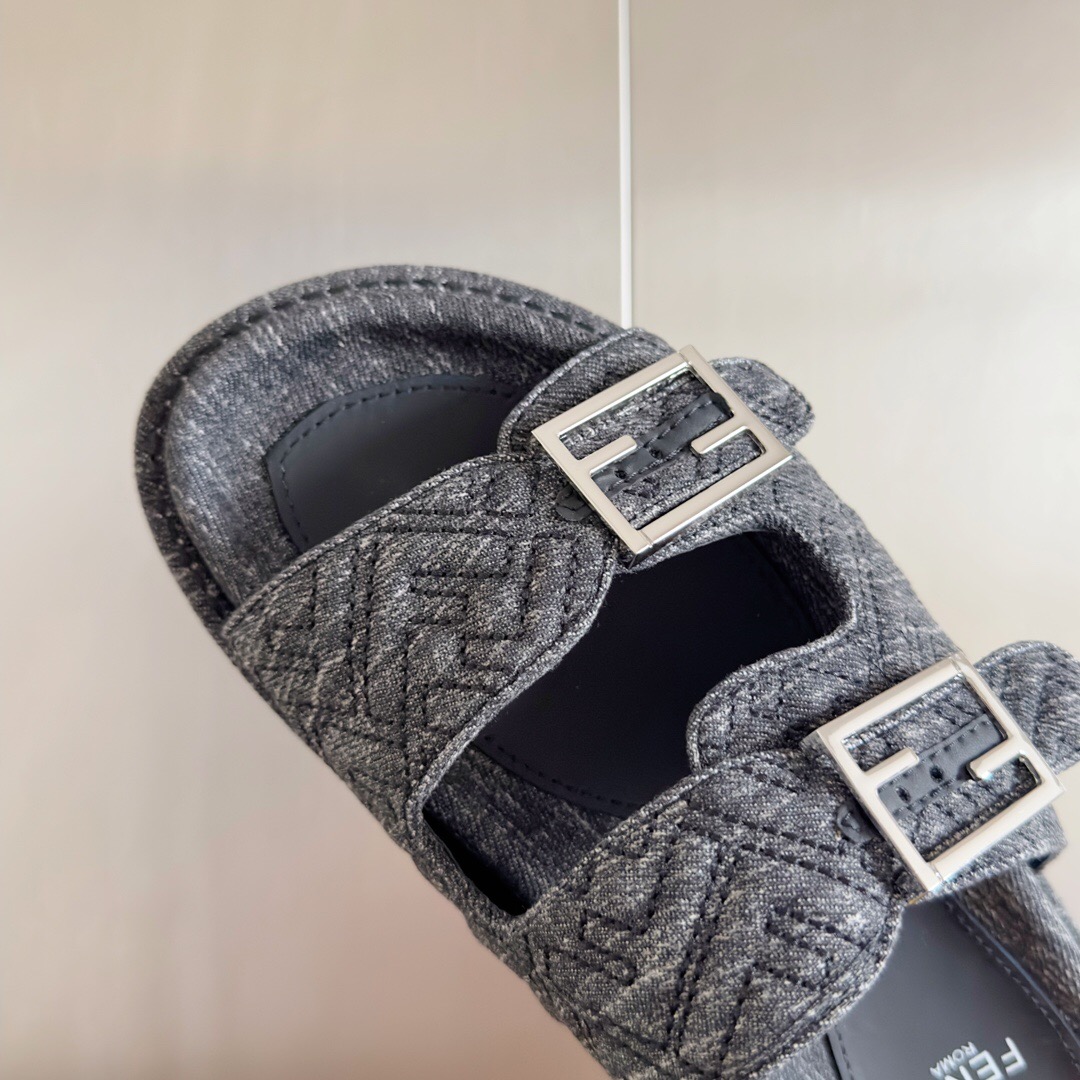 Fendi Slippers Size 36-45