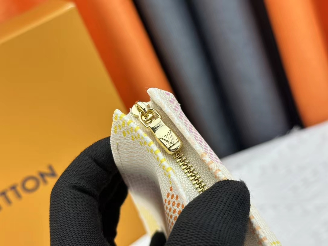 Louis Vuitton Monogram Titanium Clutch Bags Size 26*20*5cm