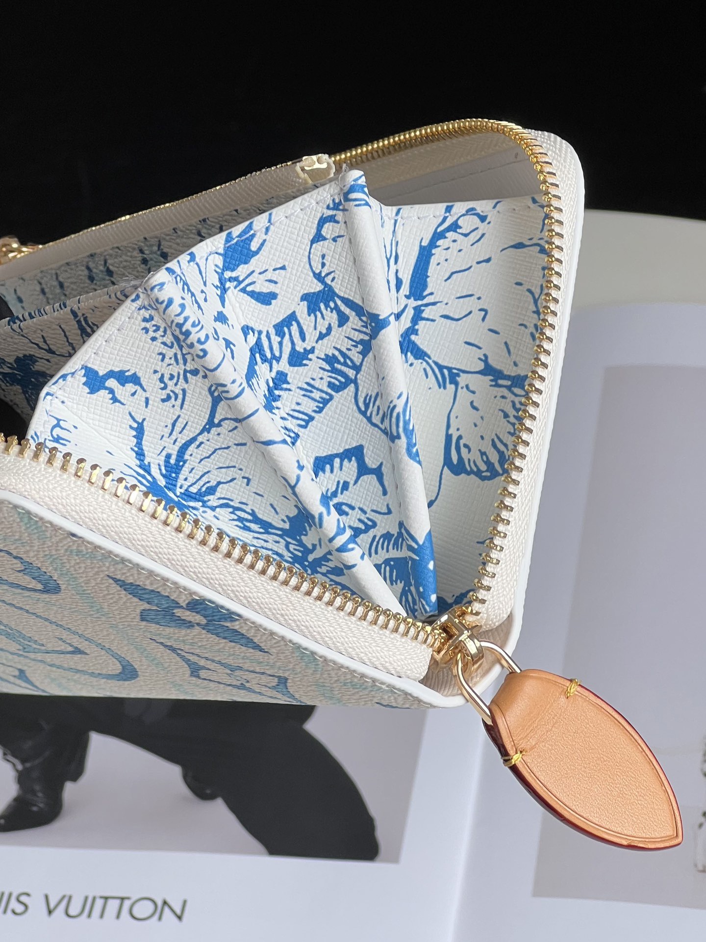 Louis Vuitton M83624 Zippy Wallet Size 19.5*10.5*2.5cm