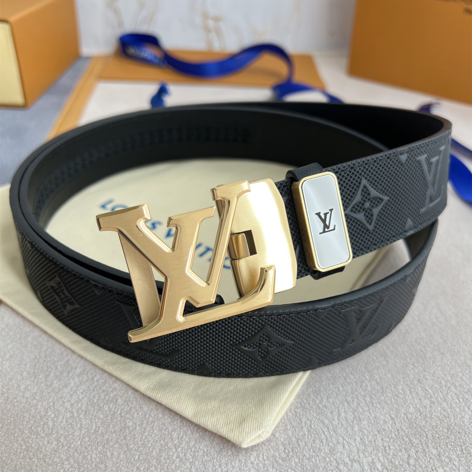 Louis Vuitton Mens Belt Width 3.5cm