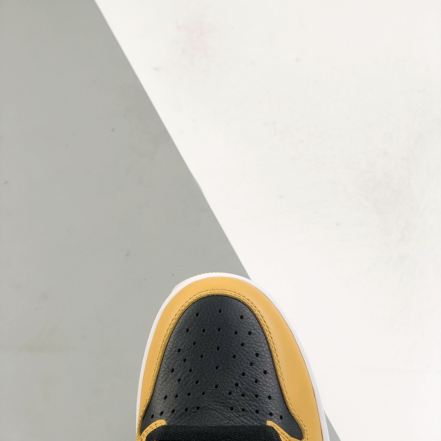 Nike Air Jordan 1 High Top Sneakers Shoes Gr. 36-46