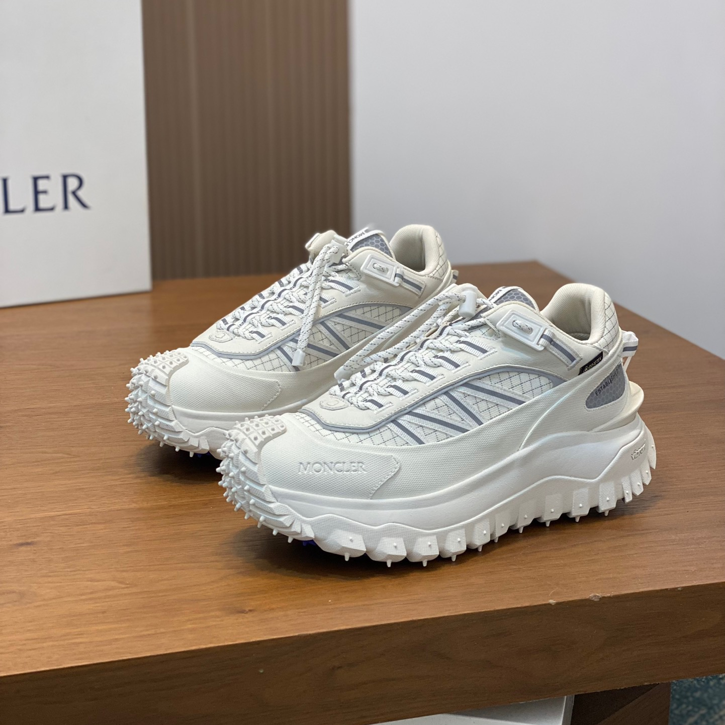 Moncler Trailgrip Gtx Sneaker Size 40-45