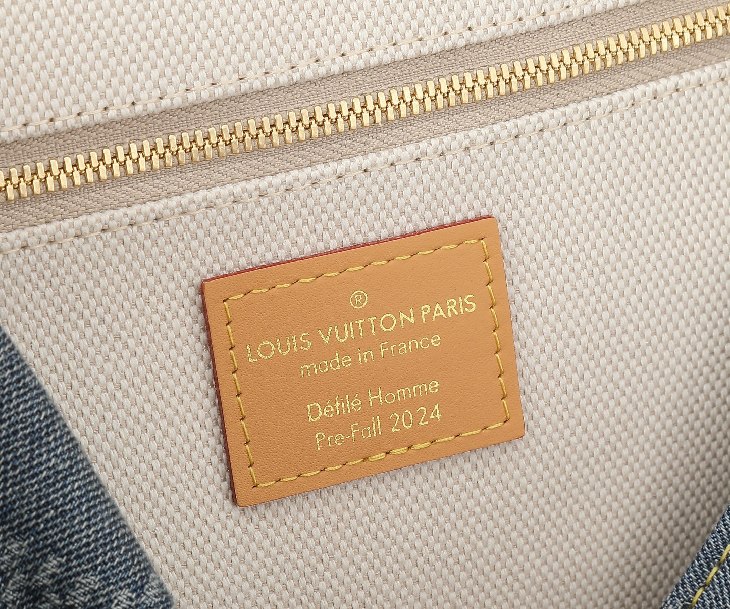 Louis Vuitton N40743 Montsouris Messenger MM Mens Shoulder Bags Size 35*29*12cm