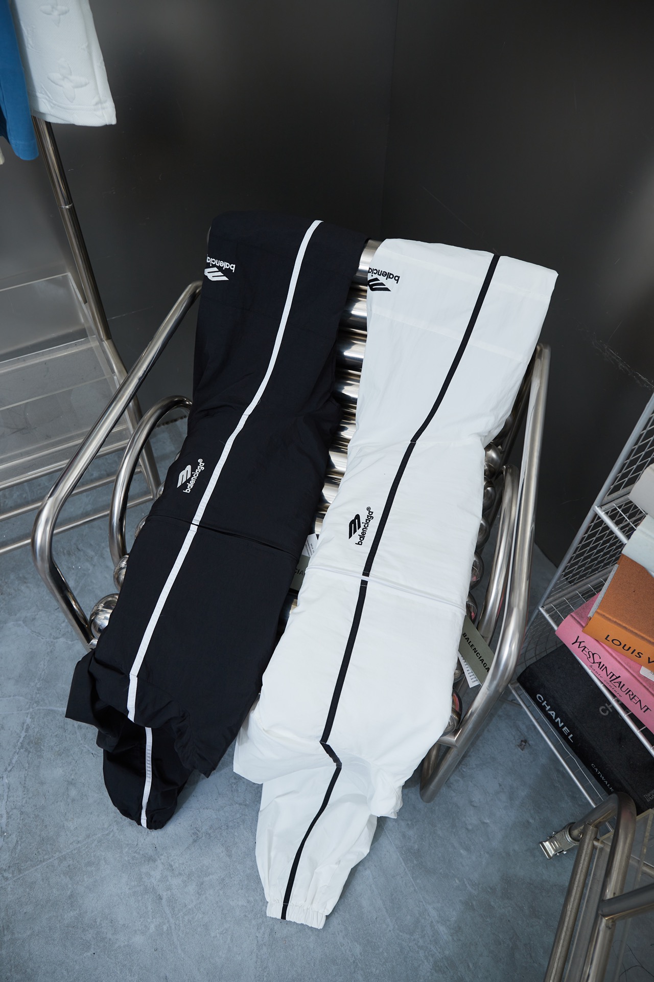 Balenciaga Waterproof jacket Size S-XL