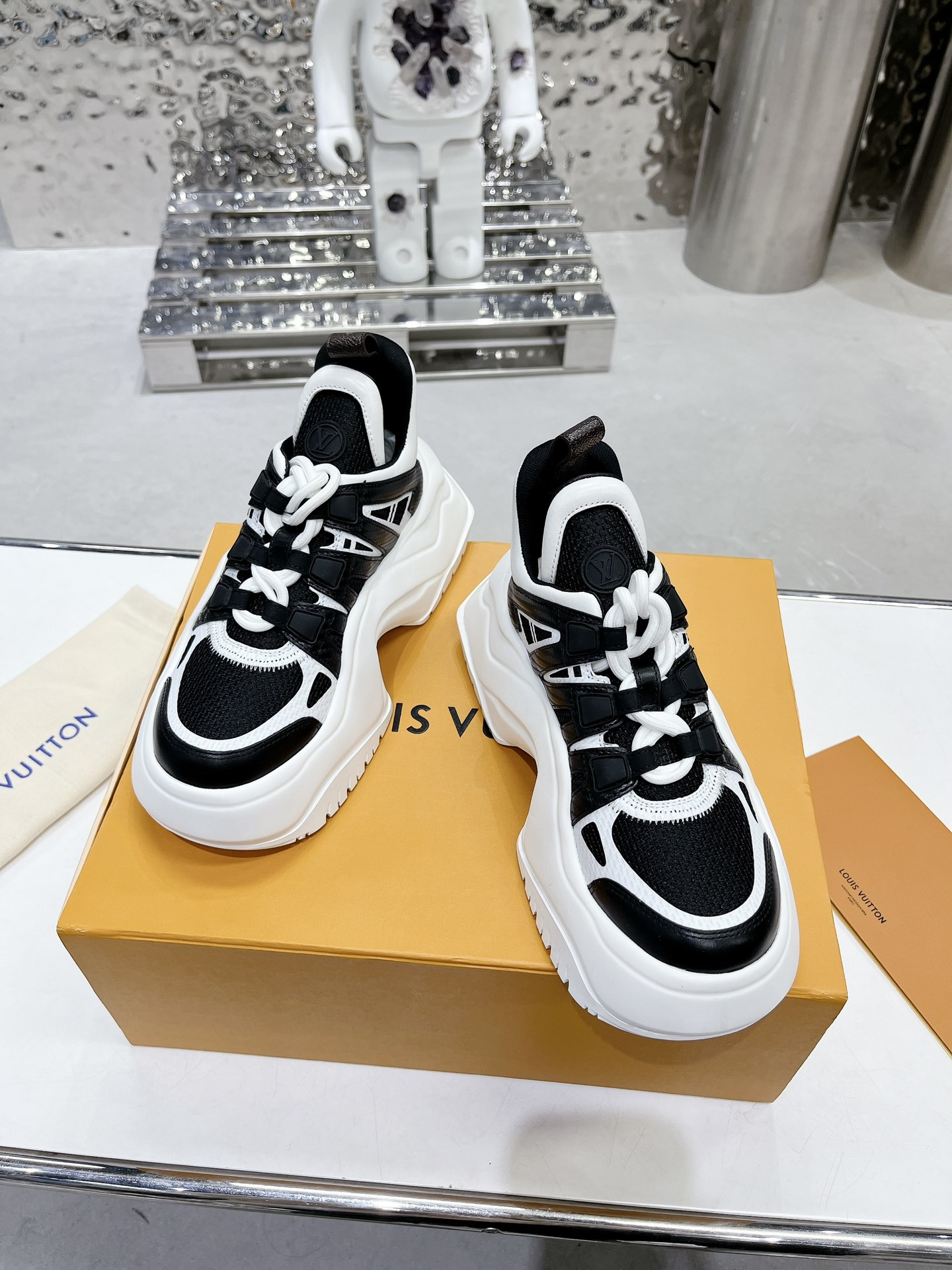 Louis Vuitton Cruise23 Archlight 2.0 Sneaker Size 36-41