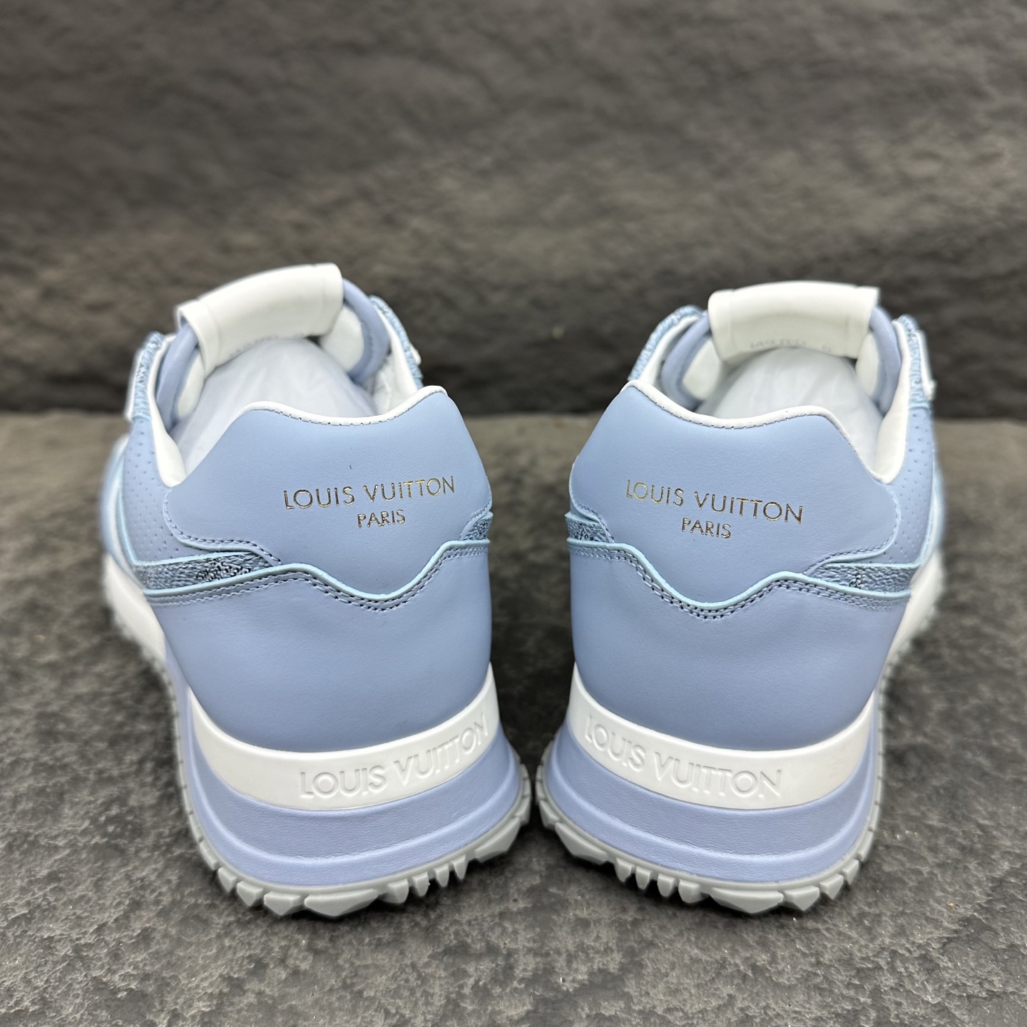 Louis Vuitton Run Away Sneaker For Men Size 39-46