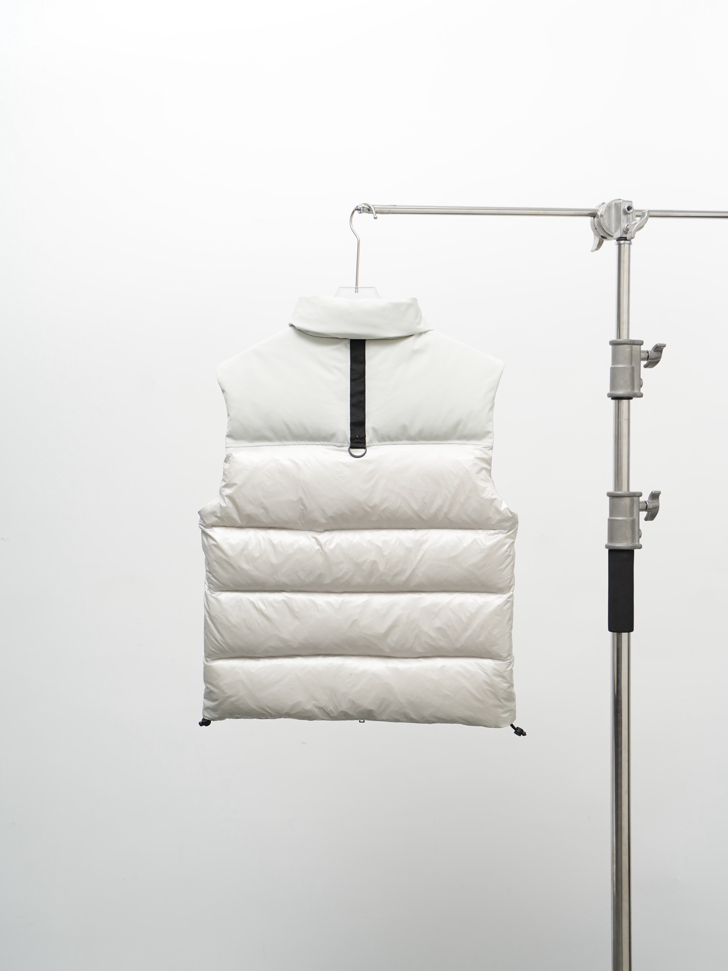 Moose Knuckles J26 Vest-WD Unisex Winter Vest Size S-XXL