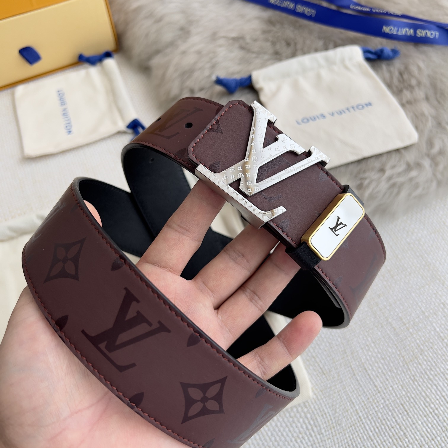 Louis Vuitton Mens Belt Width 3.8cm