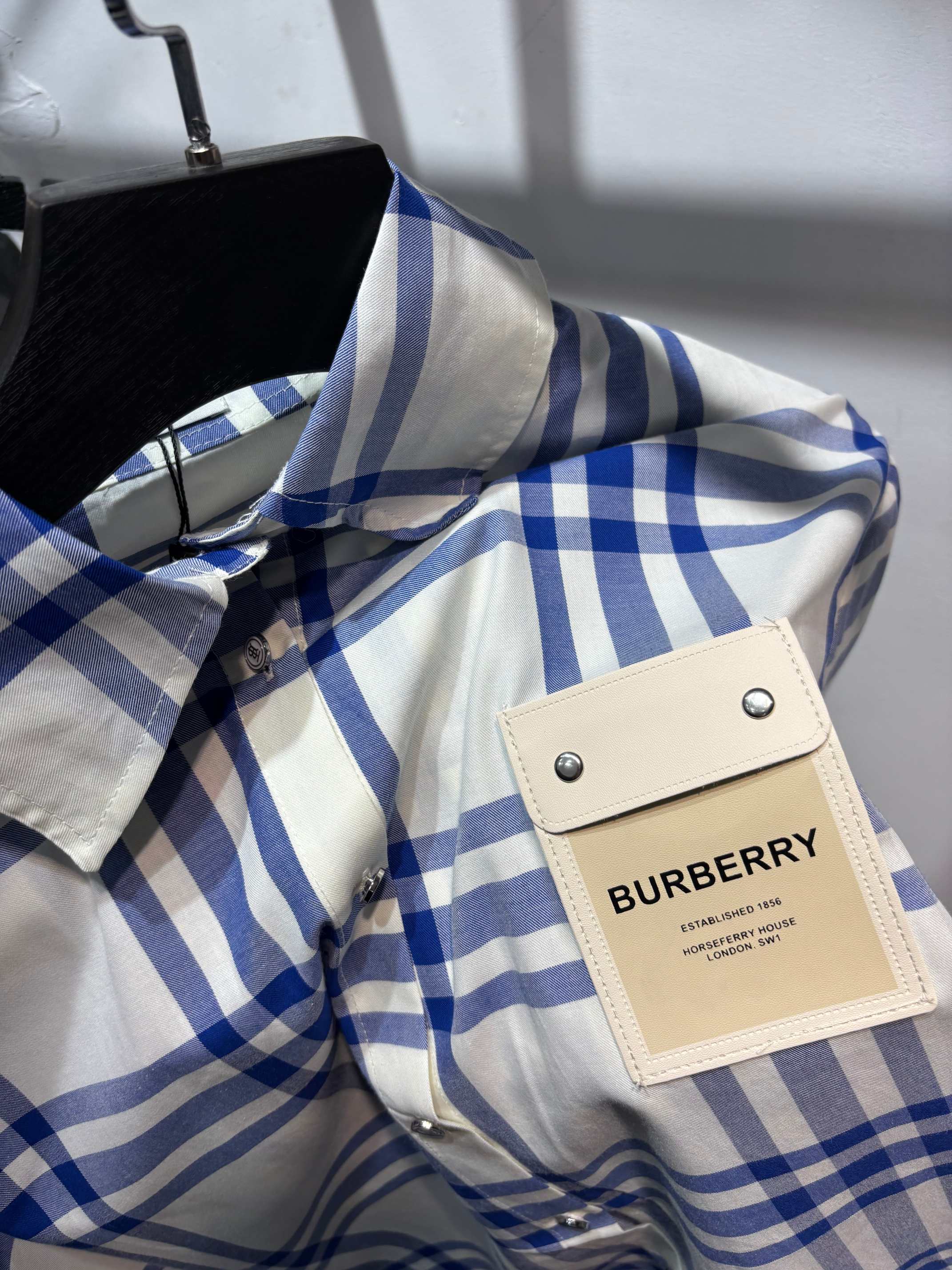 Burberry Unisex Shirt Size S-XL