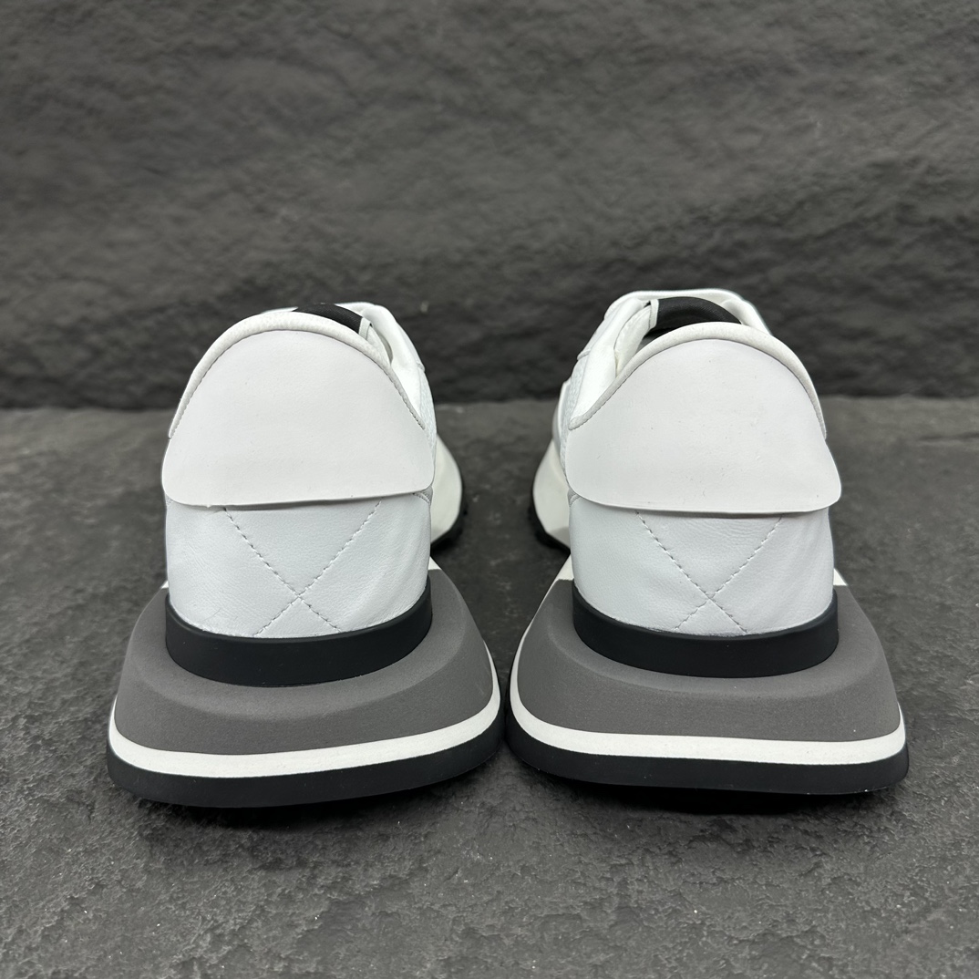 Valentino Lacerunner Sneaker Size 36-46