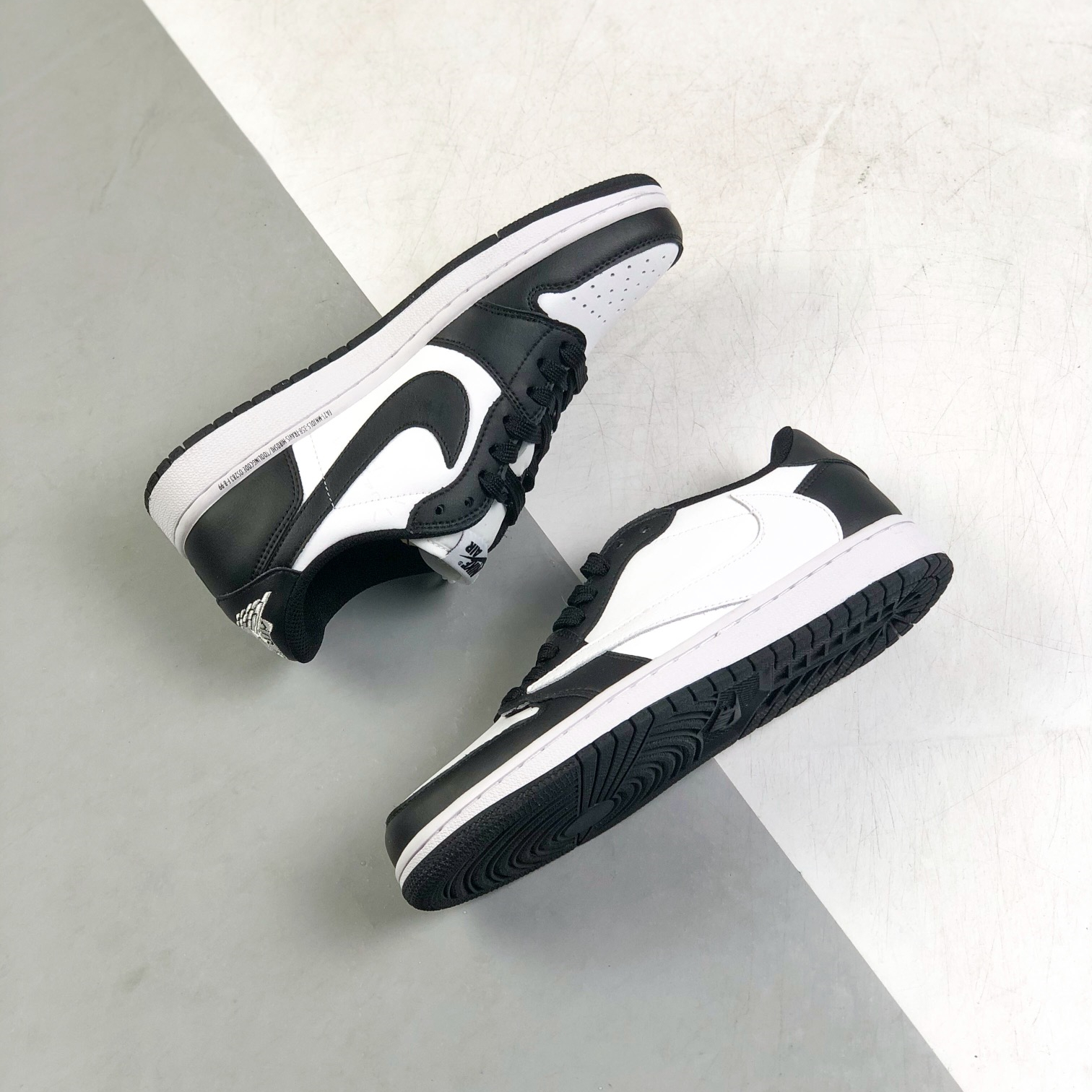 Nike Air Jordan 1 x Travis Scott Low Top Sneaker Shoes Gr. 36-46