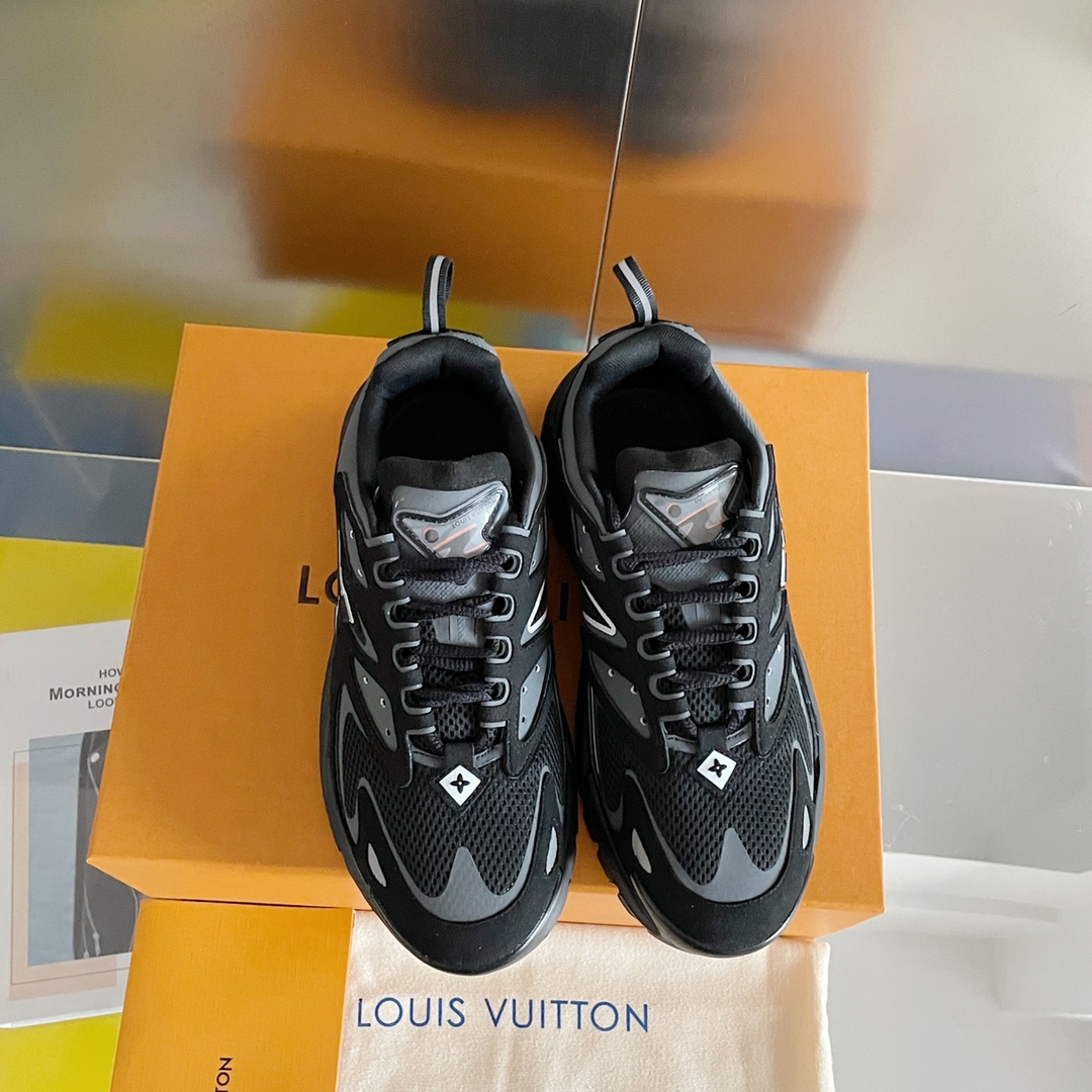 Louis Vuitton LV Runner Tatic Sneaker Size 40-46