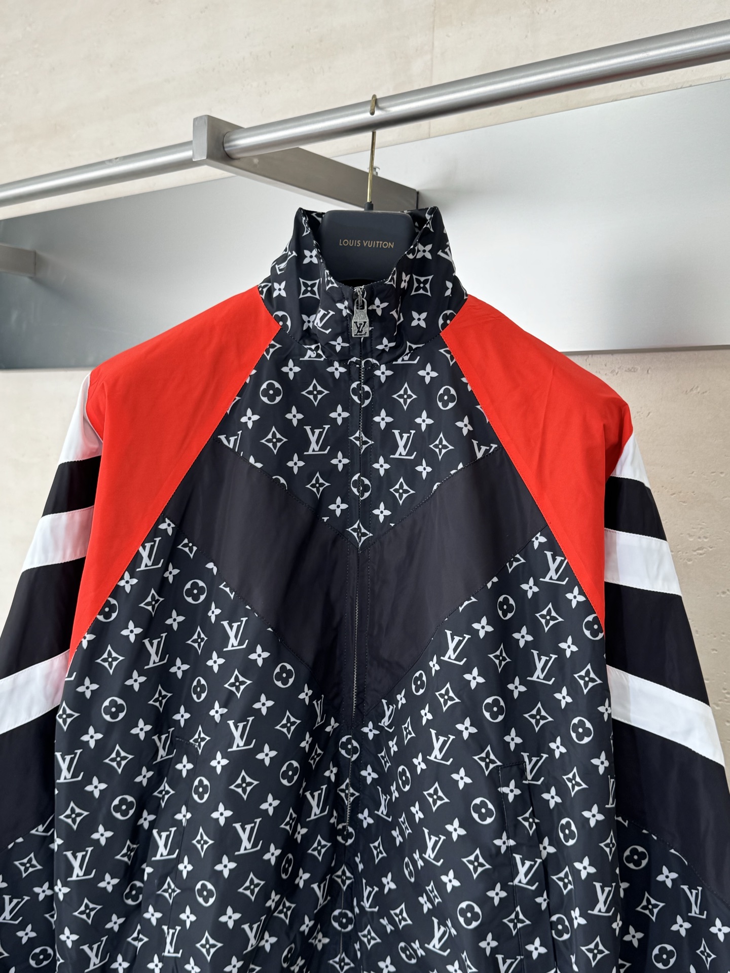 Louis Vuitton Unisex Jacket Size S-XL