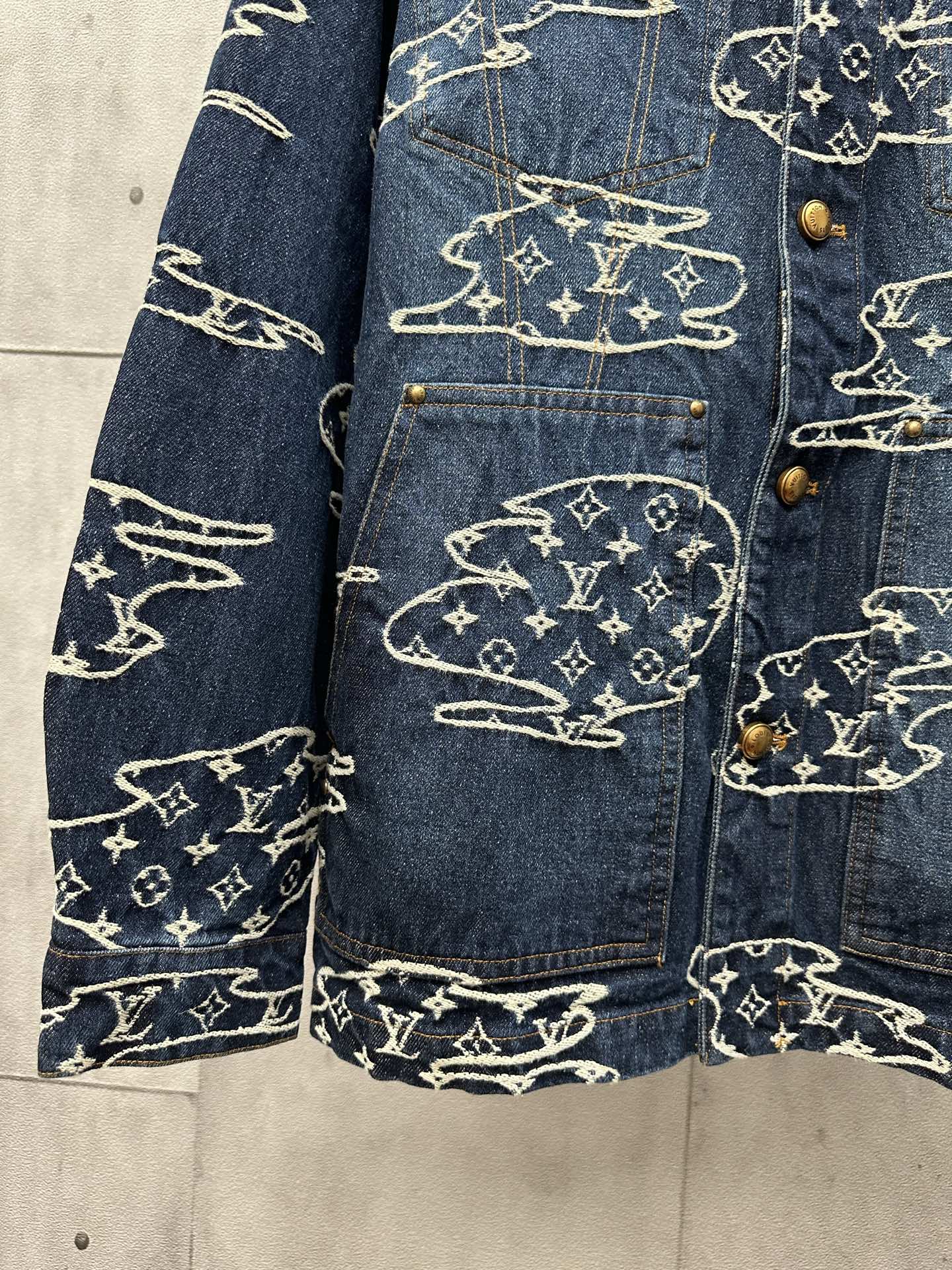 Louis Vuitton Unisex Jacket Size S-XL