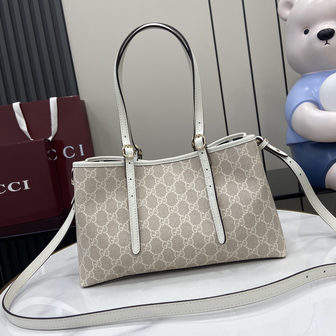 Gucci GG Emblem Women Shopping Bags Size 30*18*11cm