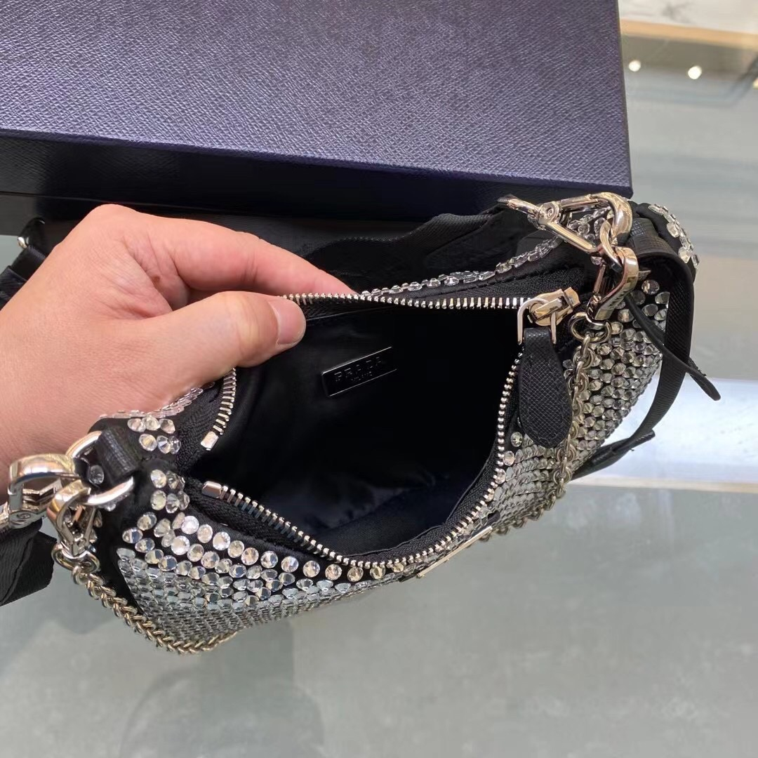 Prada 1BH204 Re-Edition 2005 Re-Nylon Women Shoulder Bags Size 22*18*6cm