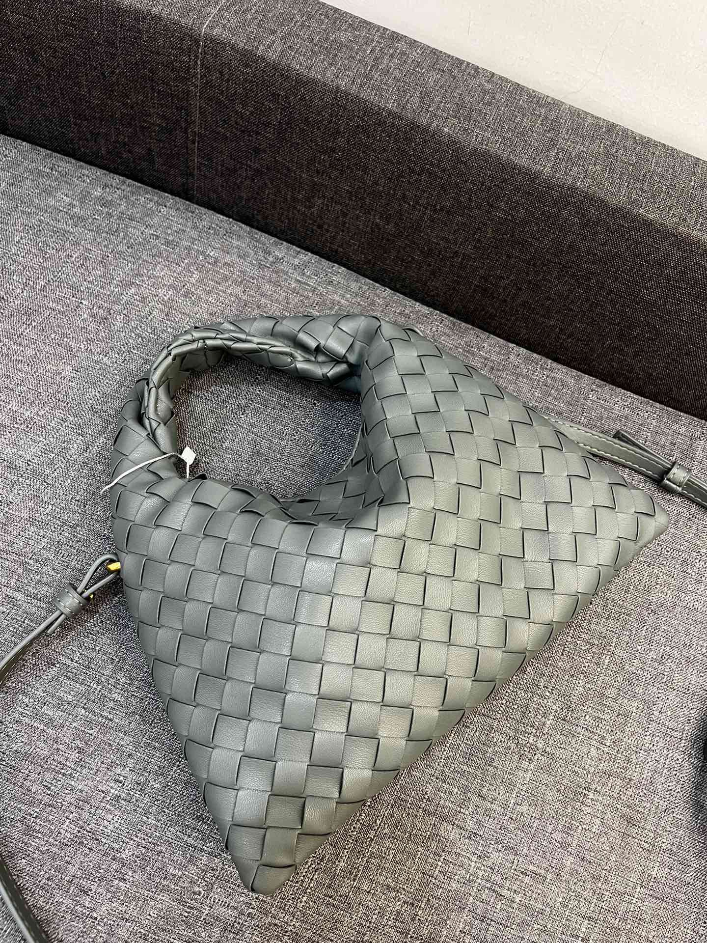 Bottega Veneta HO Women Shoulder Bags 28*17cm