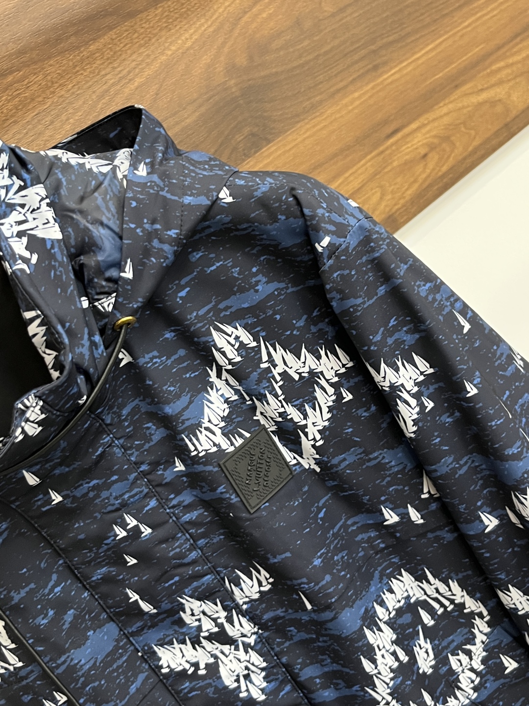 Louis Vuitton Unisex Jacket Size M-XXXL