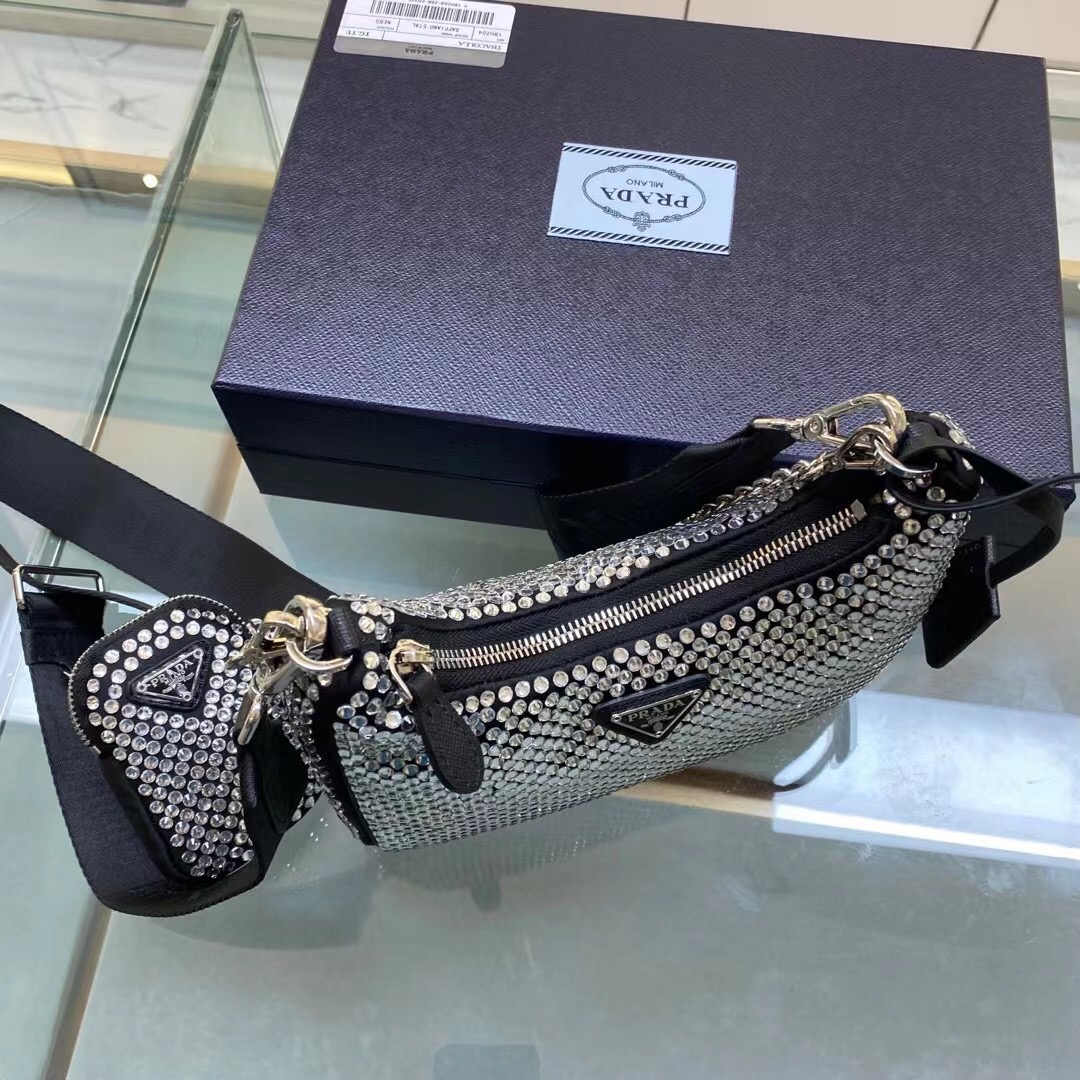 Prada 1BH204 Re-Edition 2005 Re-Nylon Women Shoulder Bags Size 22*18*6cm