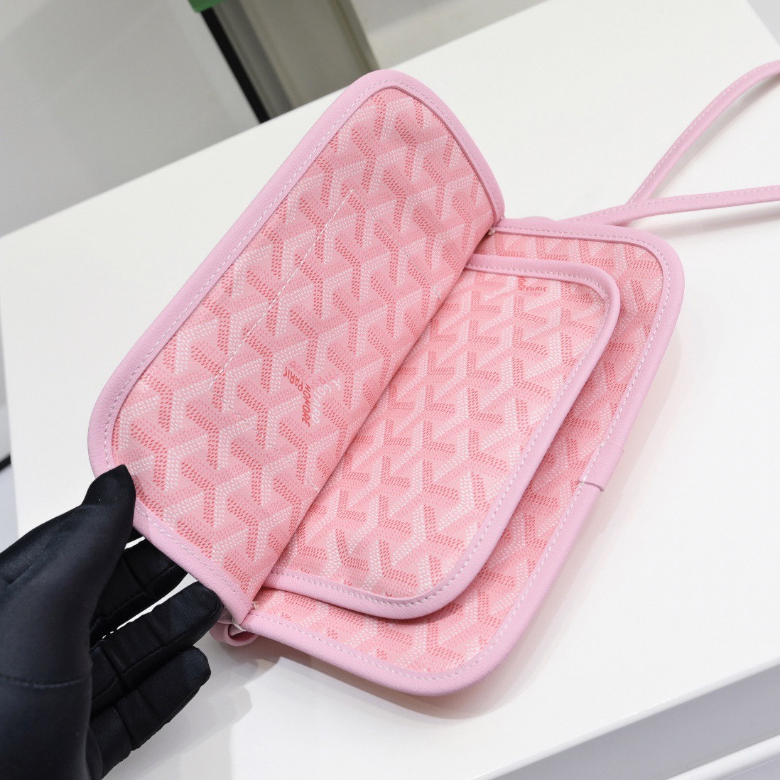 Goyard Mens Shoulder Bags Size 20.5*14*2cm