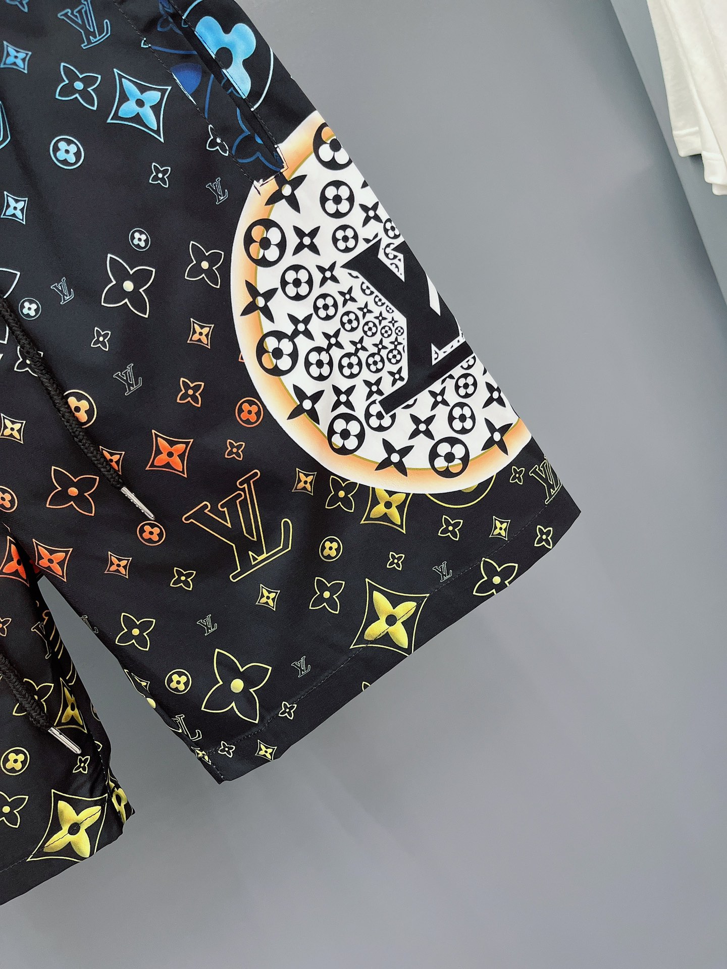 Louis Vuitton Beach Pants Size M-XXXL