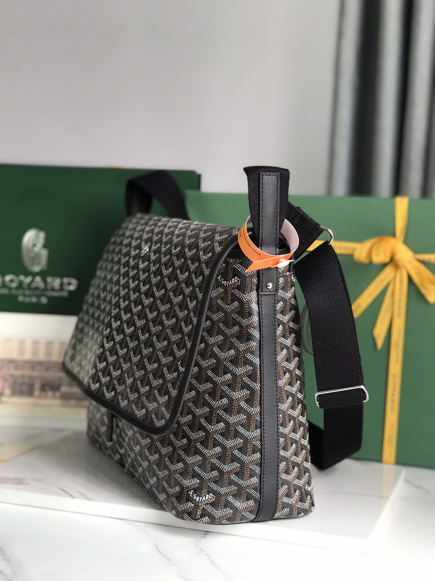 Goyard Citadin Mens Shoulder Bags Size 35*26*7.5cm