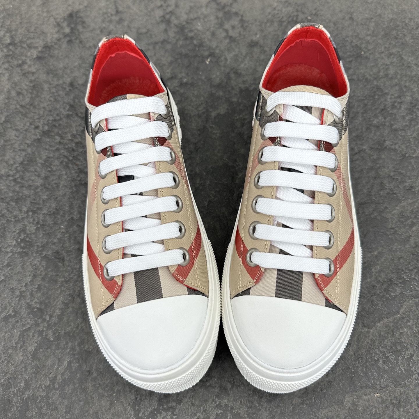 Burberry Sneaker Size 36-45