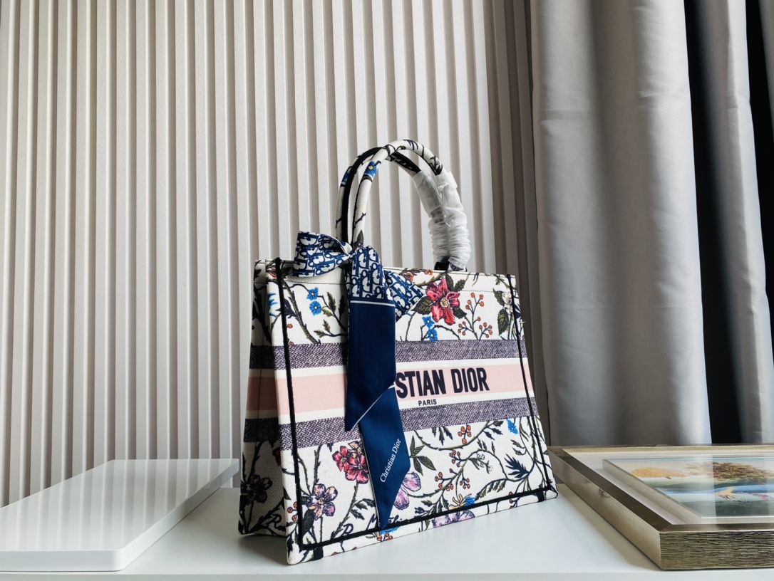 Dior Tote Women Shopping Bags 2-Size