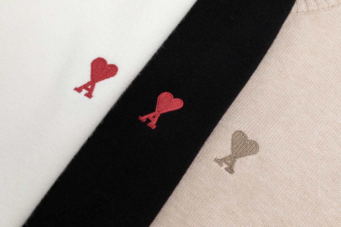 Ami Unisex Sweatshirt Size S-XL