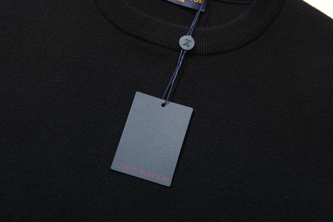 Louis Vuitton Unisex Sweatshirt Size S-XL