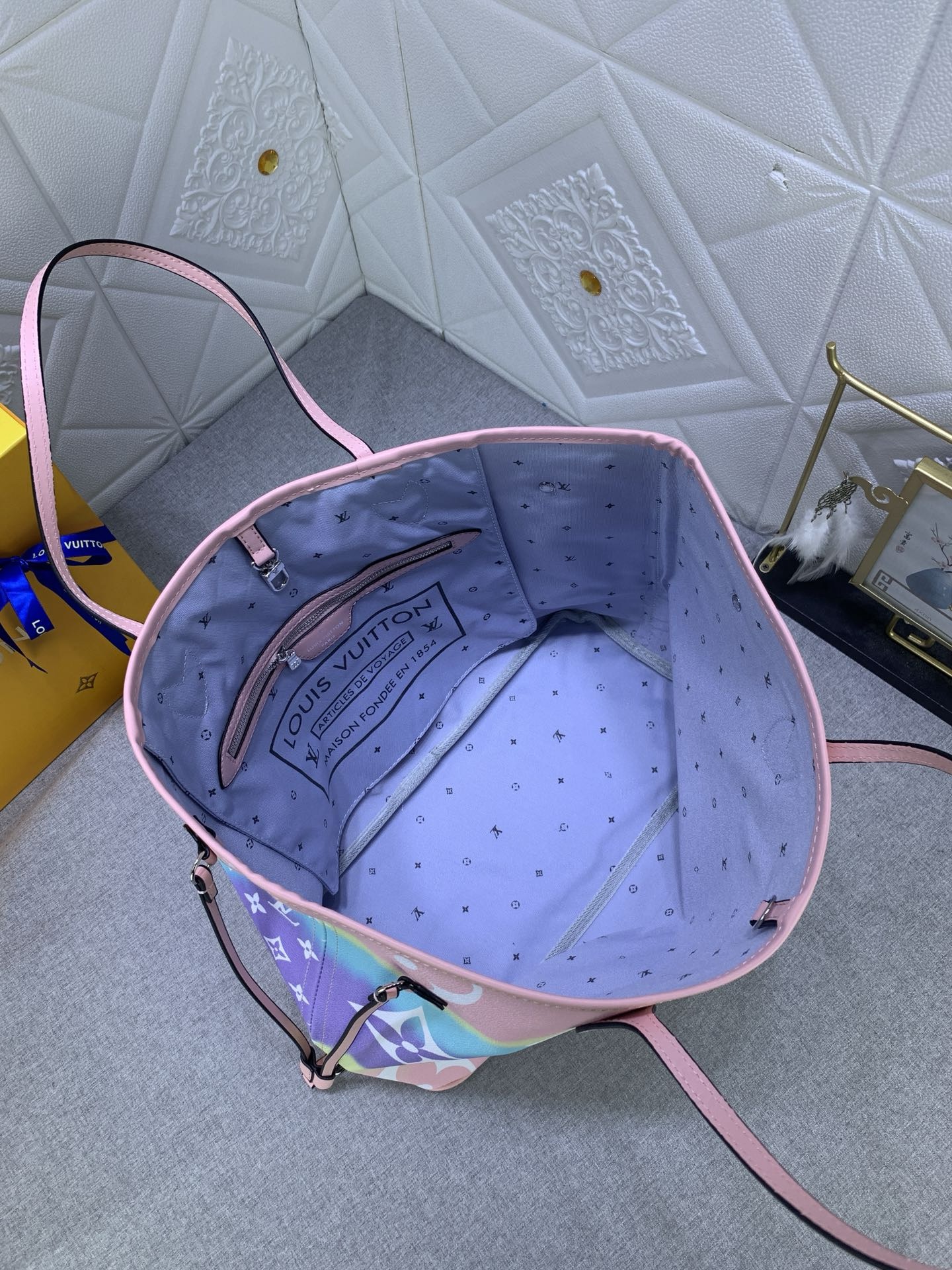 Louis Vuitton Shopping Bags 31*28.5*17cm