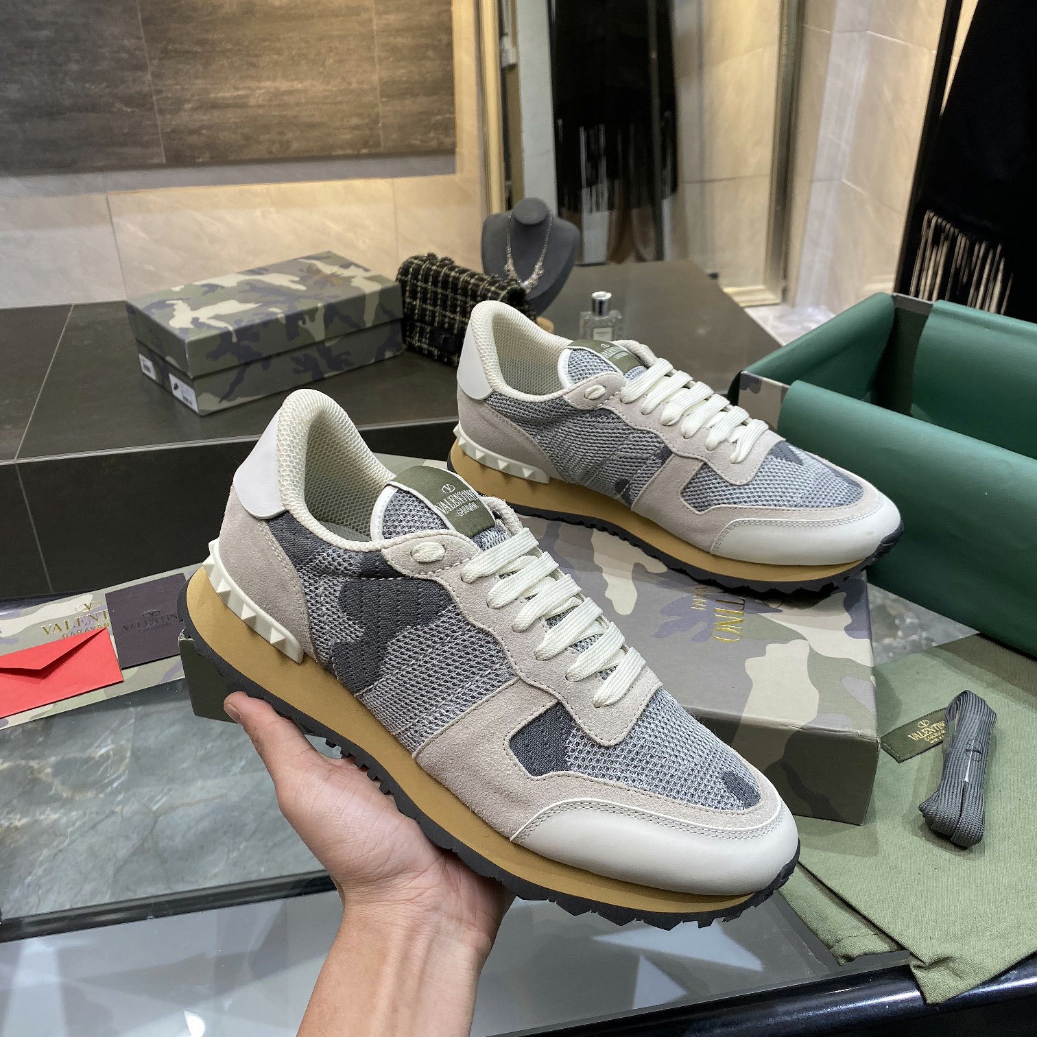 Valentino Mesh Fabric Camouflage Sneaker Size 39-45   5-Color