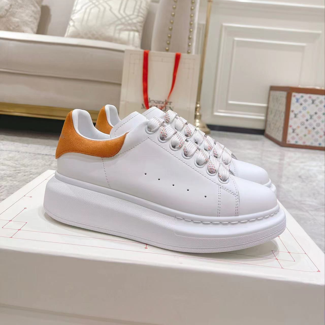 Alexander McQueen OVERSIZED Sneaker Size 36-45